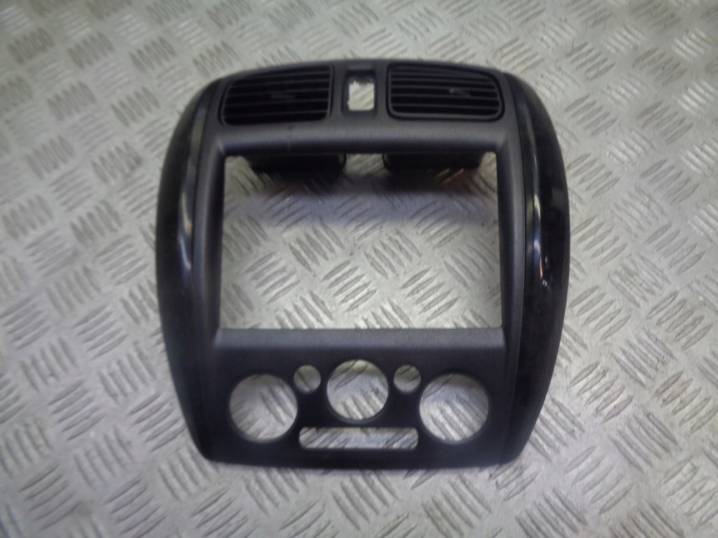 фото №1, Консоль средняя mazda 323 bj