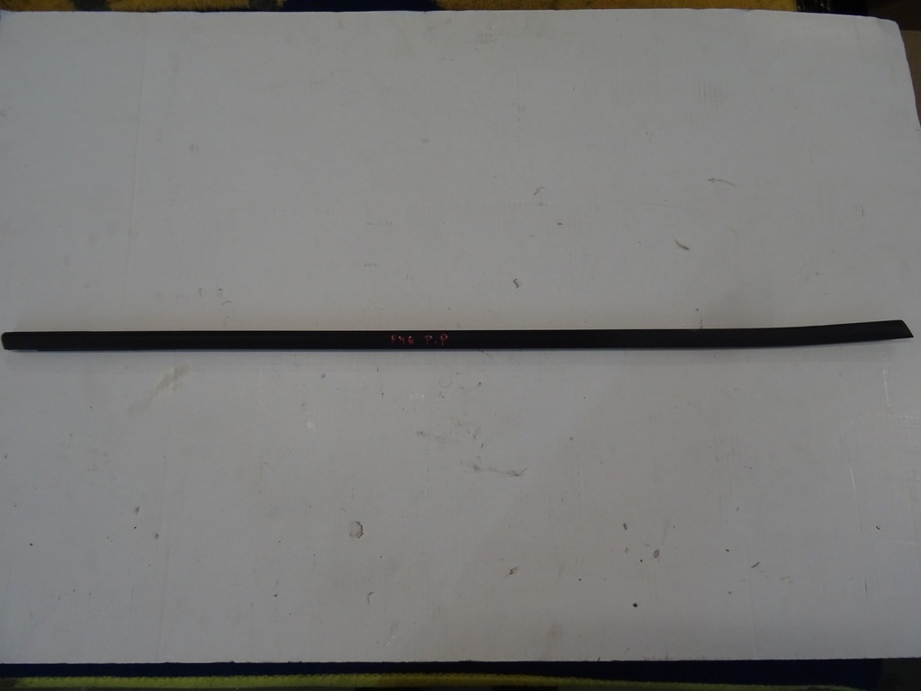 фото №1, Молдинг двері правий перед bmw 2 f46 8498416