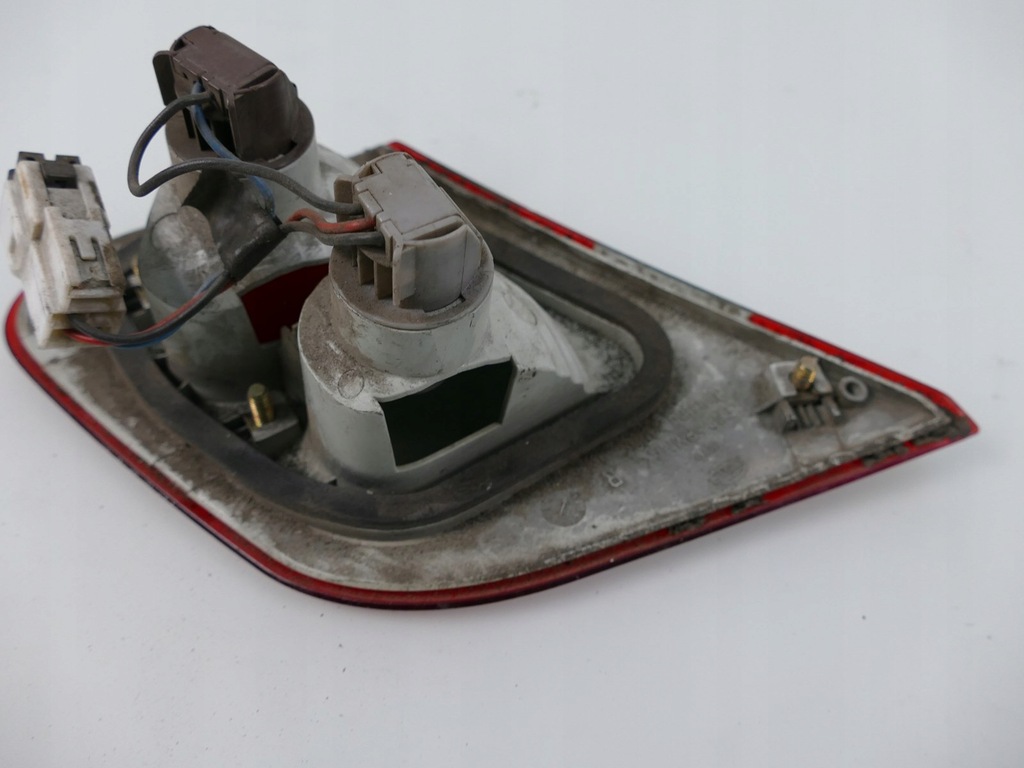 фото №7, Mitsubishi carisma lift лампа w крышка правый задняя