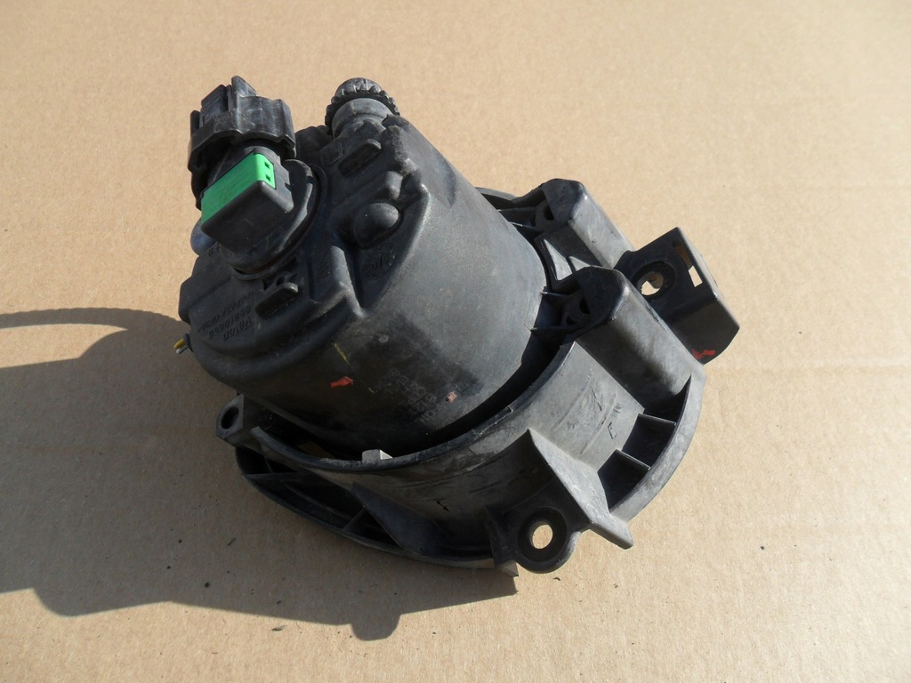 фото №16, Toyota avensis iii t27 противотуманная фара левый 89210656