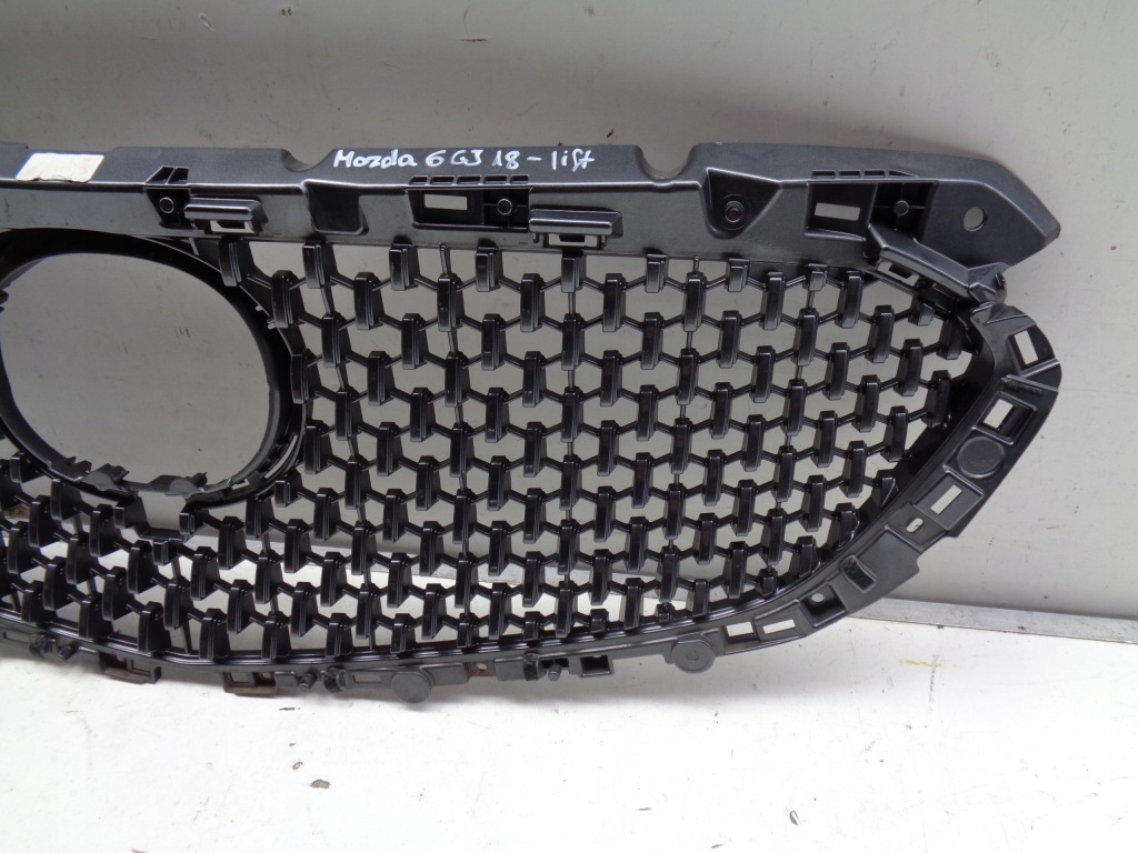 фото №3, Решітка радіатора решітка радіатора mazda 6 gj 18- lift