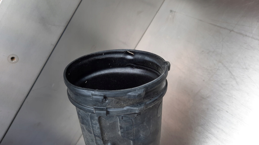 фото №7, Wąż труба турбіни 31338661 volvo v40 xc40 ii 2.0 d4