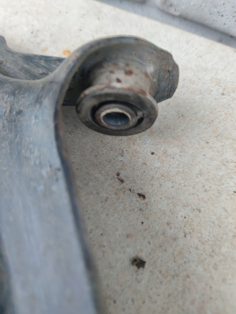 фото №6, Megane ii рычаг правый перед