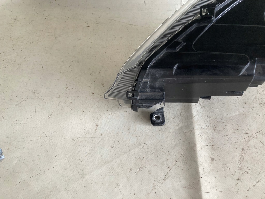 фото №14, Фара галогенный двойной правый оригинальный номер vw caddy 2k8941006d