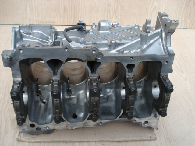 фото №10, Toyota c-hr prius iv 1.8 hybrid 2zr x2zr e22u блок