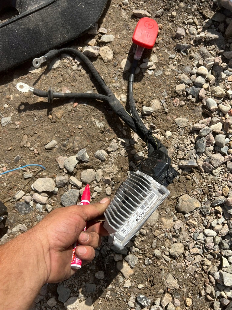 фото №1, Psa клема + плюсова