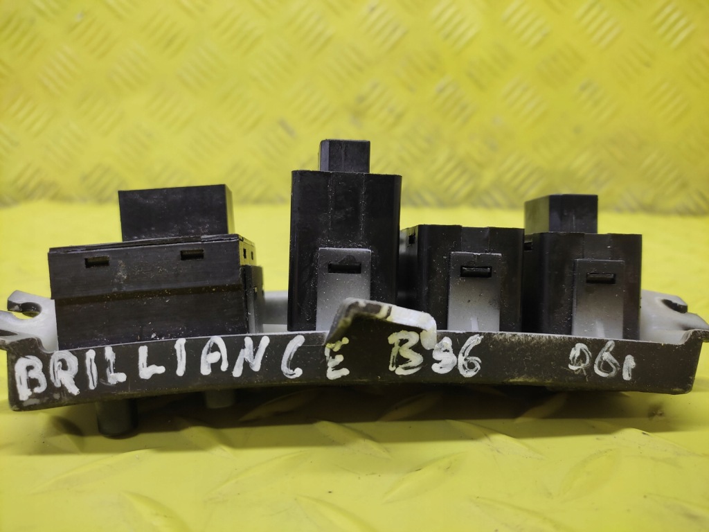 Brilliance bs6 переключатель зеркал 3002781 Киев