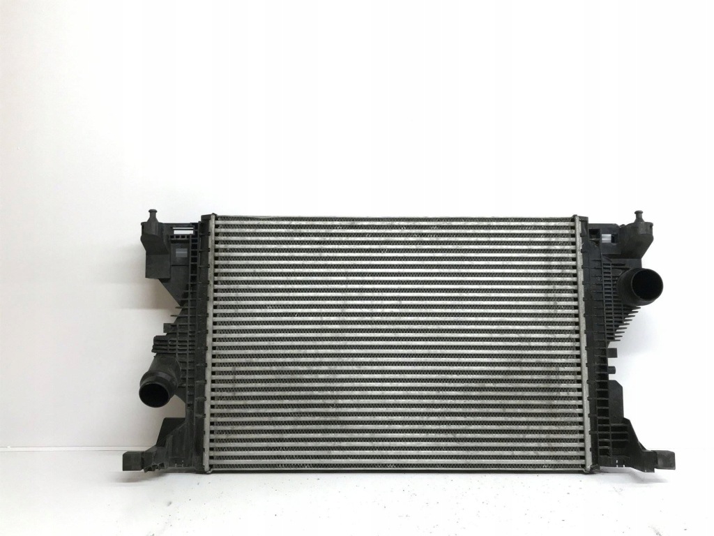 фото №7, Радіатор повітря інтеркулер mercedes w177 w247 w118 a2475006100