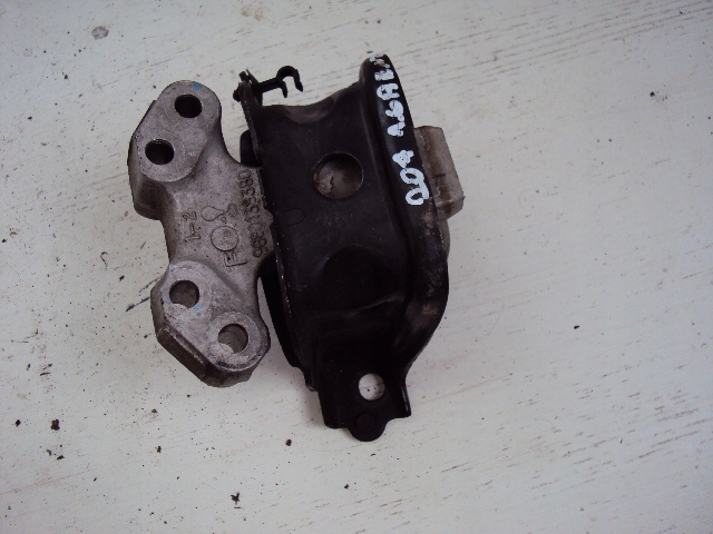 фото №1, Кронштейн подушка двигателя peugeot 207 2006-2012