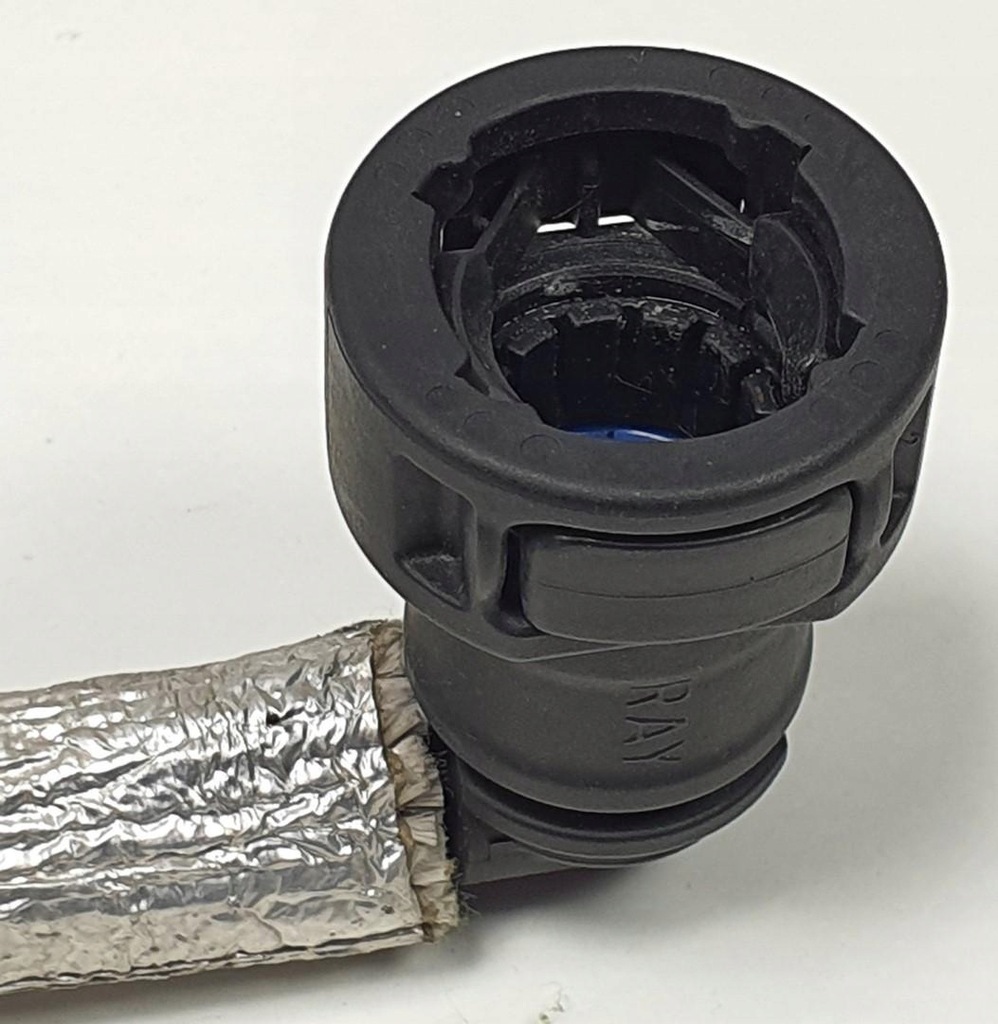 фото №2, Шланг пального aston martin rapide 6.0 v12