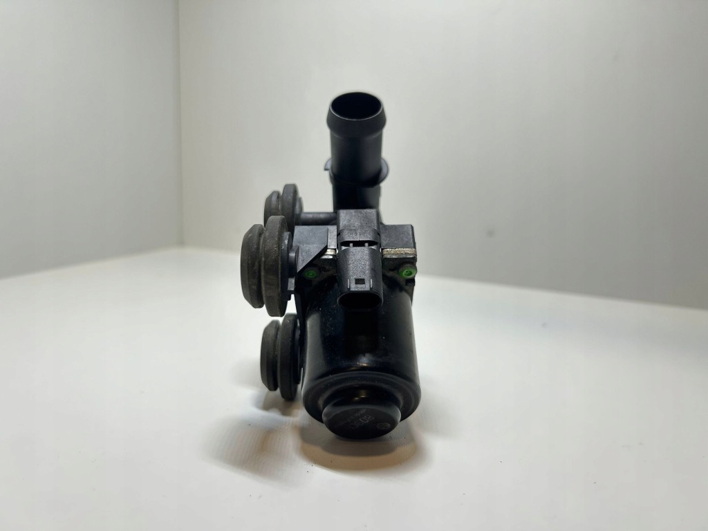 2007 bmw x3 e83 клапан отопителя 6928495 в Украине