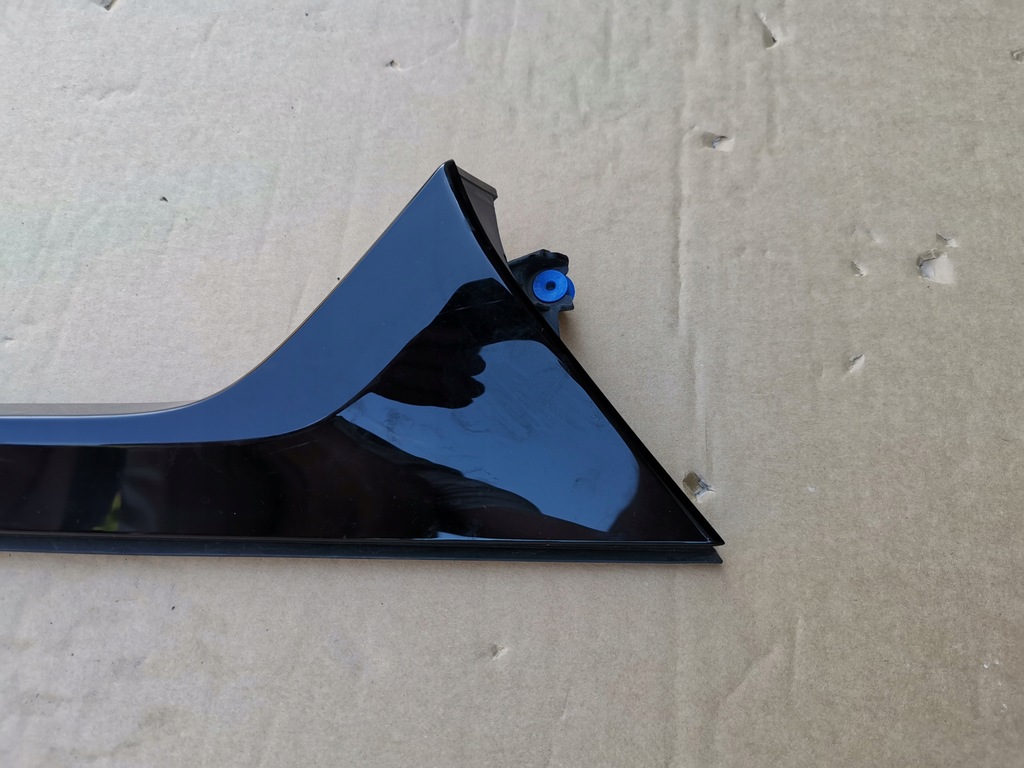 фото №9, Левая молдинг спойлер крышки audi a6 c8 правая