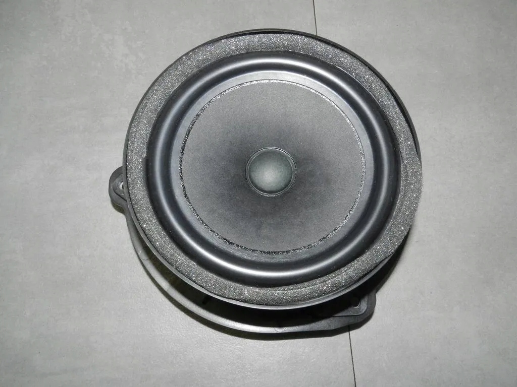 фото №1, Audi s3 a3 8y динамик дверь задняя 83a035411