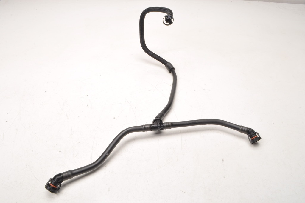 фото №1, Bmw f20 f21 f23 1.5 труба шланг вакууму 198185-10