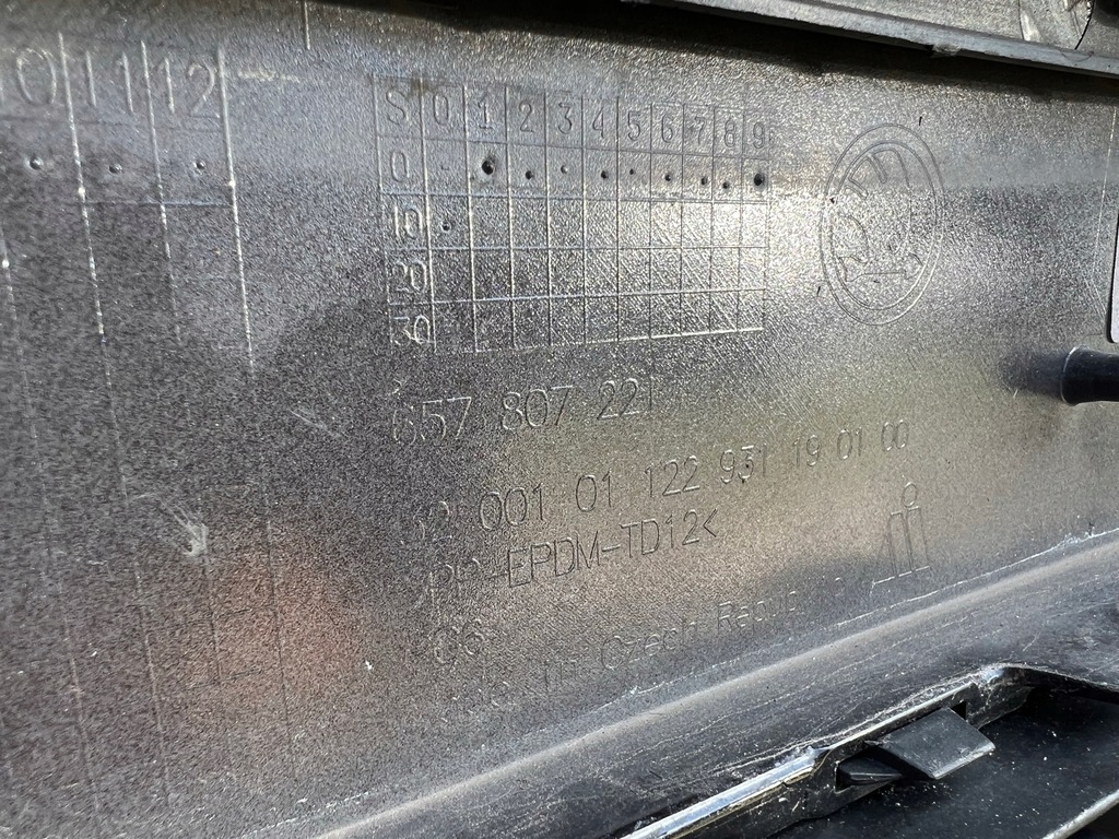 фото №7, Skoda scala 657 bez отверстий бампер перед