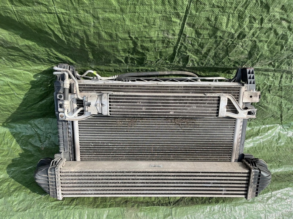 фото №1, Mercedes a klasa w169 2.0 cdichłodnice интеркулер вентилятор