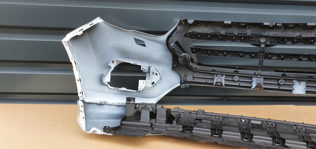 Kuga mk2 lift st line бампер перед оригінал a135 Оригінал