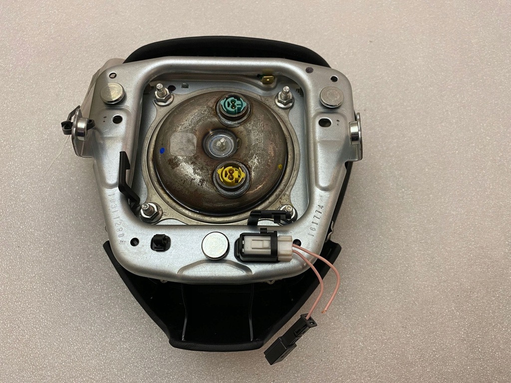 фото №5, Maserati levante подушка воздушная подушка безопасности руля