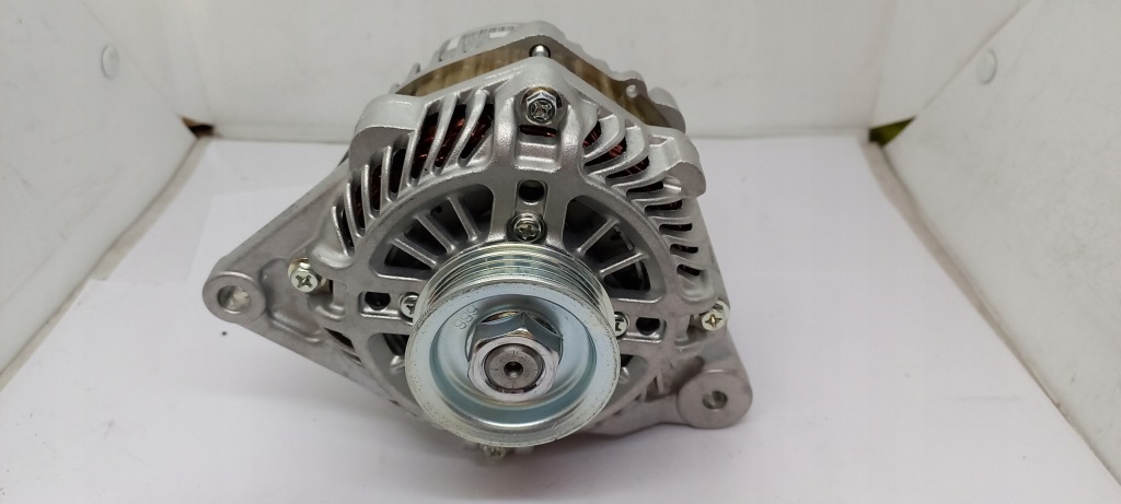 Генератор smart fortwo кабріолет  купе 1.0 12v 2007- Ціна