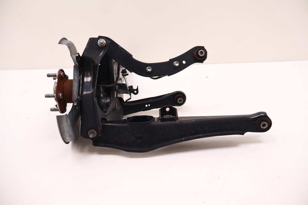 фото №2, Mitsubishi eclipse cross 1.5t ступиця поворотний кулак ліва задня