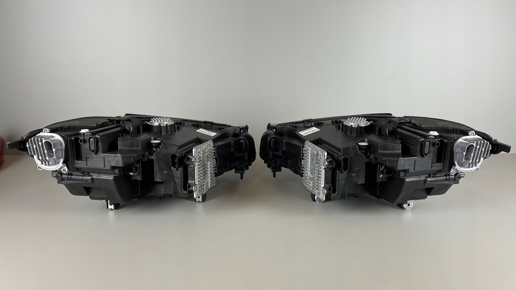 фото №10, Лампи ліва права full led bmw 8 g14 g15 g16 m8 usa