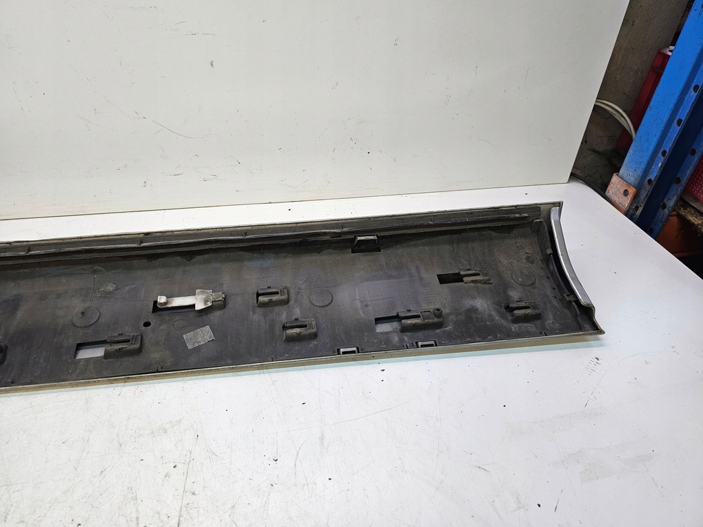 фото №7, Молдинг дверь левый перед audi q7 4l lx7w 4l0853959a