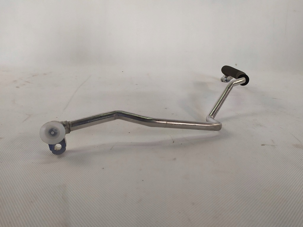 фото №8, Трубка шланг кондиционер toyota hilux viii yaris iv cross 88711-60a30