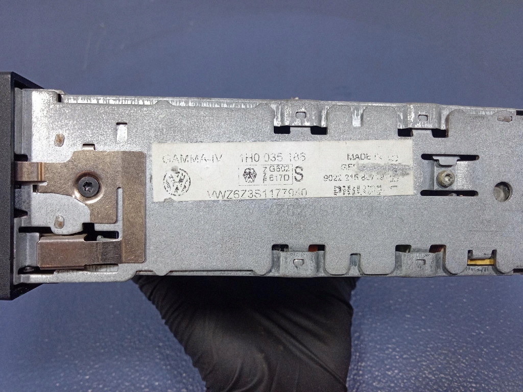 Vw passat b4 golf 3 радіо заводський касети gamma 1h0035186 Зі Шроту