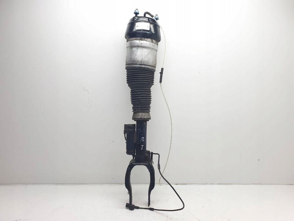 Купити Амортизатор перед передній правий airmatic mercedes w166 ml a1663204266
