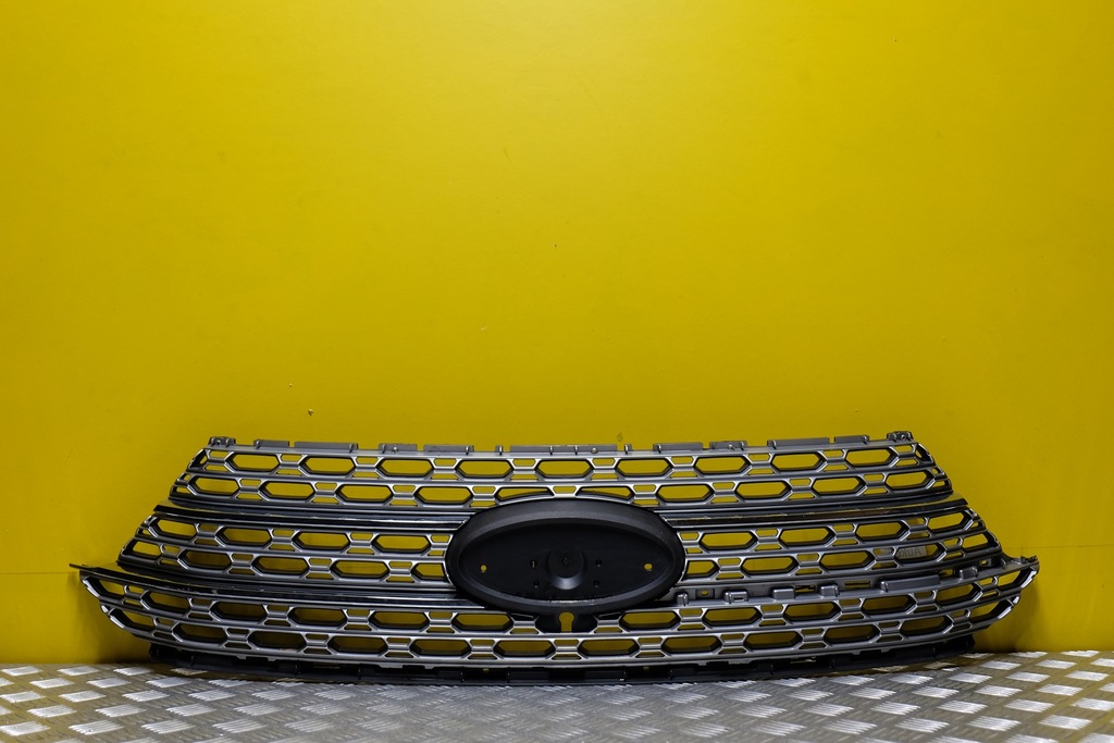 фото №1, Ford explorer 2020- решётка радиатора решётка радиатора перед usa