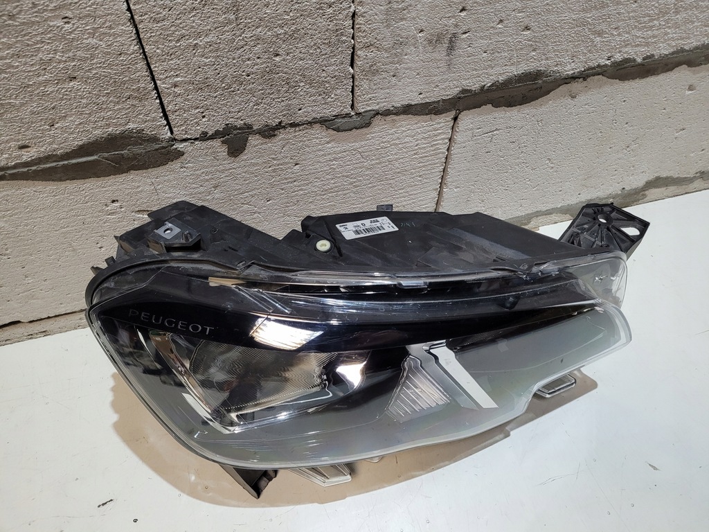 фото №3, Лампа правий перед partner iv rifter