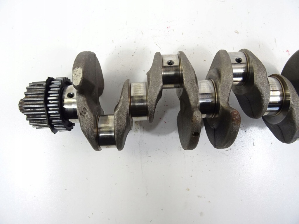 Skoda karoq 1.6 tdi 04lb v160 wał колінчастий код двигуна : cay cfw cxx 2017- в Україні