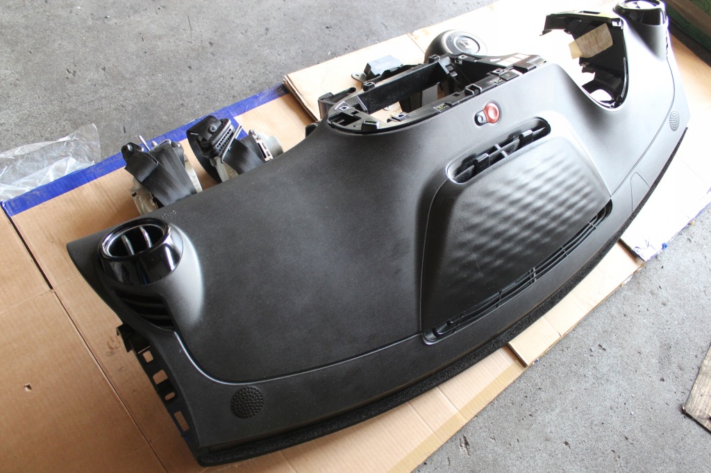 Renault twingo iii панель приладів панель  подушки безпеки ремені датчик оригінал європа Недорого