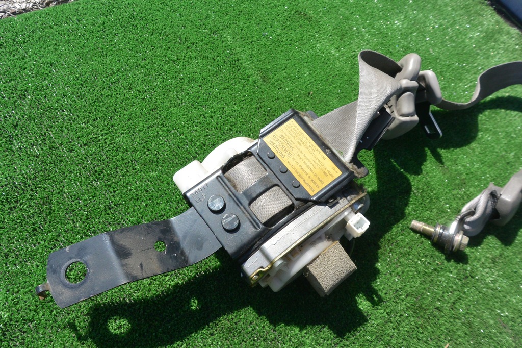 фото №10, Nissan maxima a33 ремені перед лівий правий beż kpl