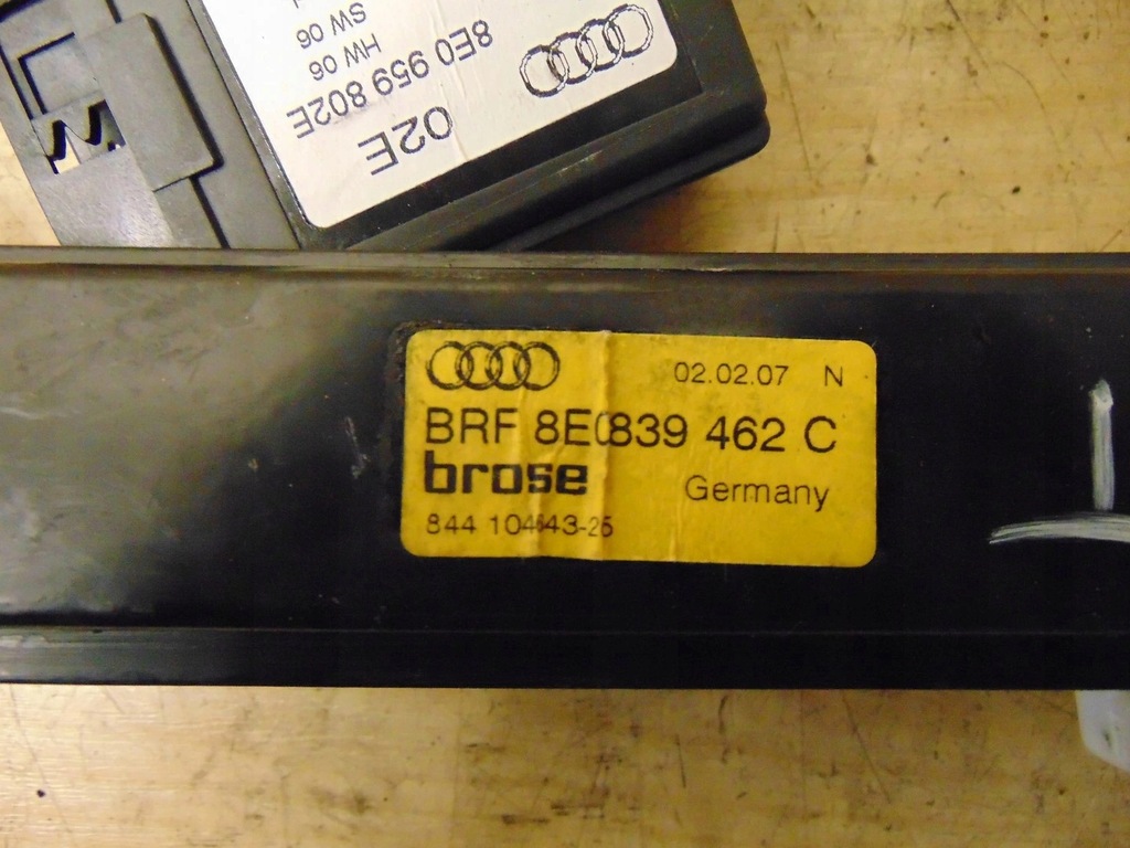 фото №7, Механизм стекло правый задняя audi a4 b7 europa