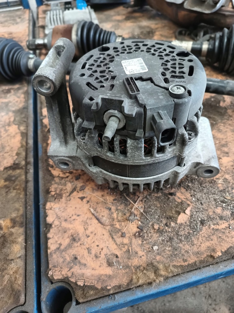 фото №1, Opel corsa e astra k 1.0 turbo генератор 39078192