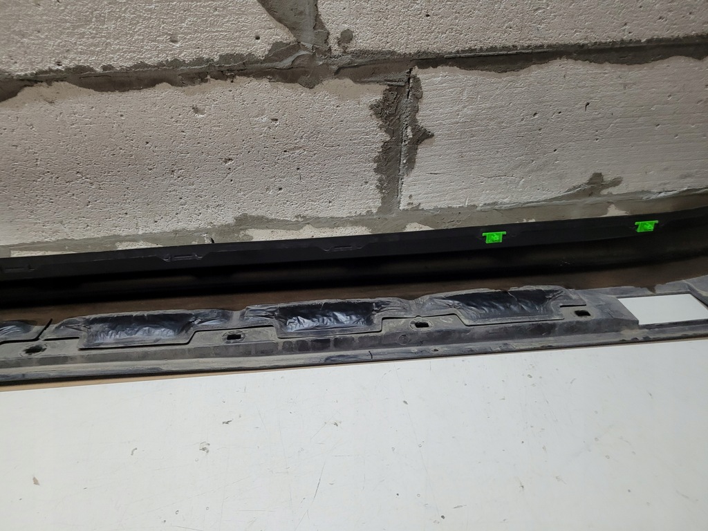 фото №10, Porsche panamera 971 gts молдинг порог правая cała