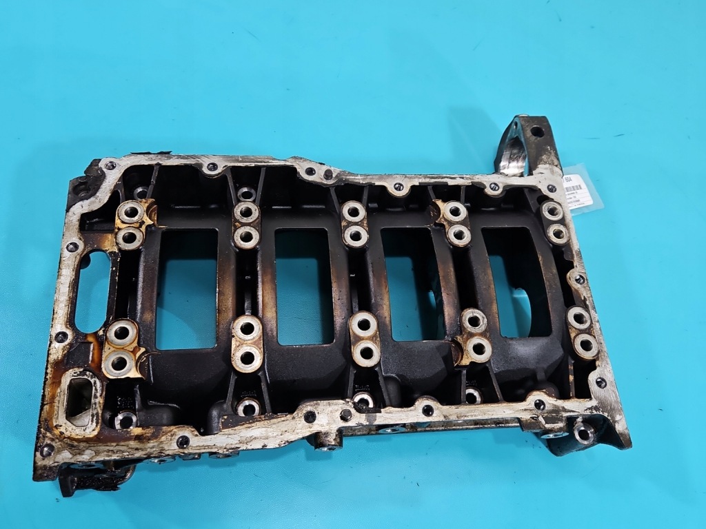 Купити Основа опори вала колінчастого alfa romeo 159 2,2jts