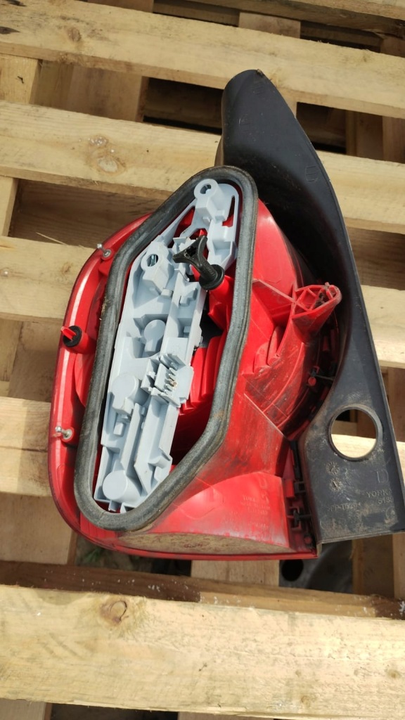 фото №2, Лампа задняя правая renault modus 04-08 oem