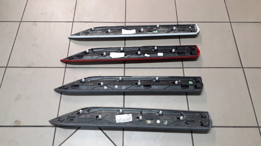 фото №10, Skoda superb iii молдинг с дверь левый задняя 3v0854949