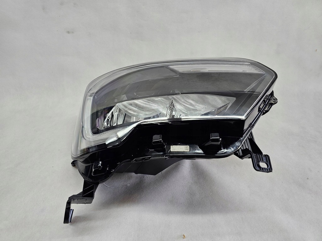 фото №8, Renault master iv 4 2019 лампа перед передняя правая europa 260105567r