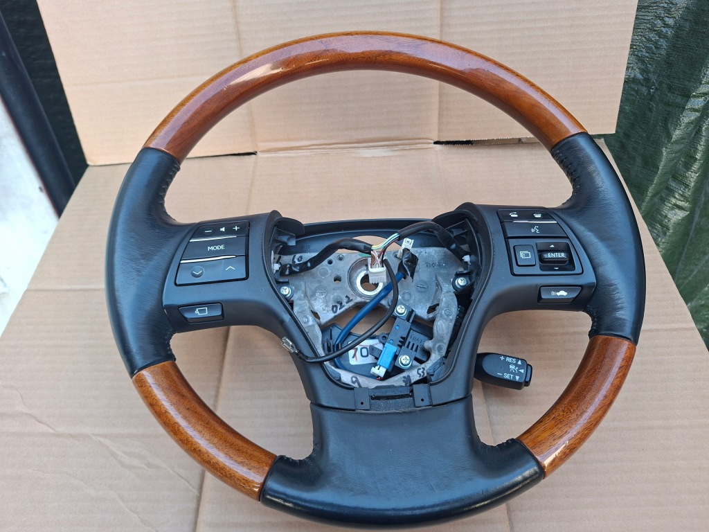 фото №1, Воздуховод кожа drewno мультифункция lexus rx 450h 09-12r