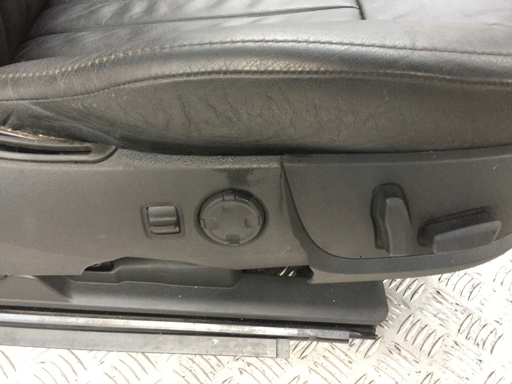 фото №5, Сидіння правий пасажира шкіра audi a8 d3