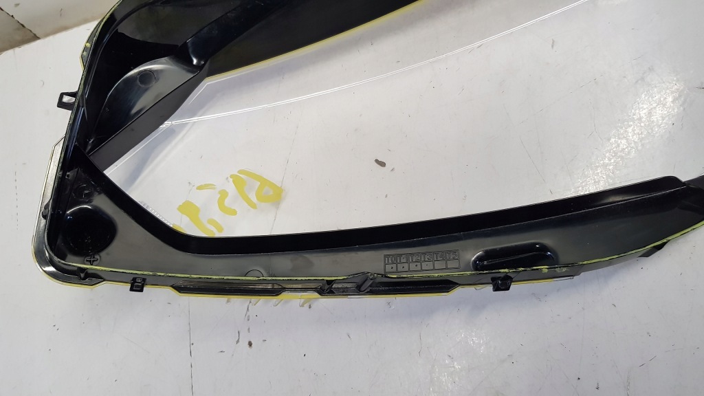 Стекло фары лампы правый перед peugeot 2008 ii Цена