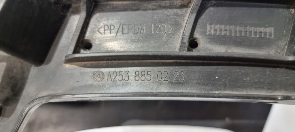 Наконечник выхлоп правая заглушка mercedes glc w253 15-18 Цена