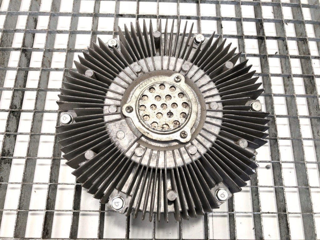 фото №1, Вентилятор радиатора вязкостная муфта renault trucks d 3.0 177km вентилятор visko