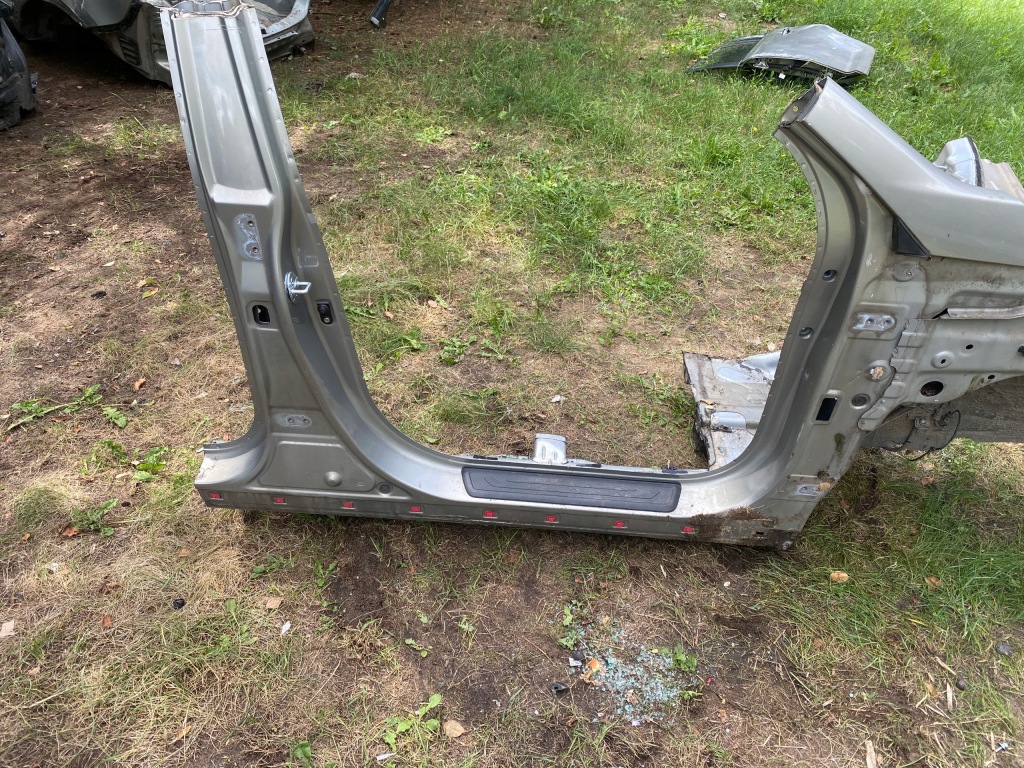 фото №3, Чверть права перед kia sportage iii 10-15r a3