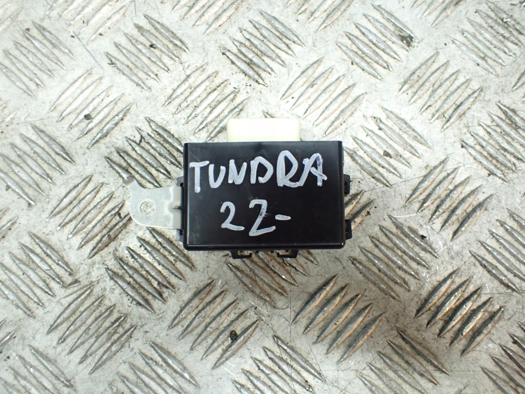 Модуль реле фаркоп буксировочный буксировка toyota tundra sequoia 2022- Цена