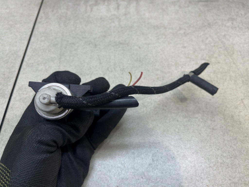 фото №5, Клапан вакуумa audi a4 b6 2.5 tdi 1j0906627b