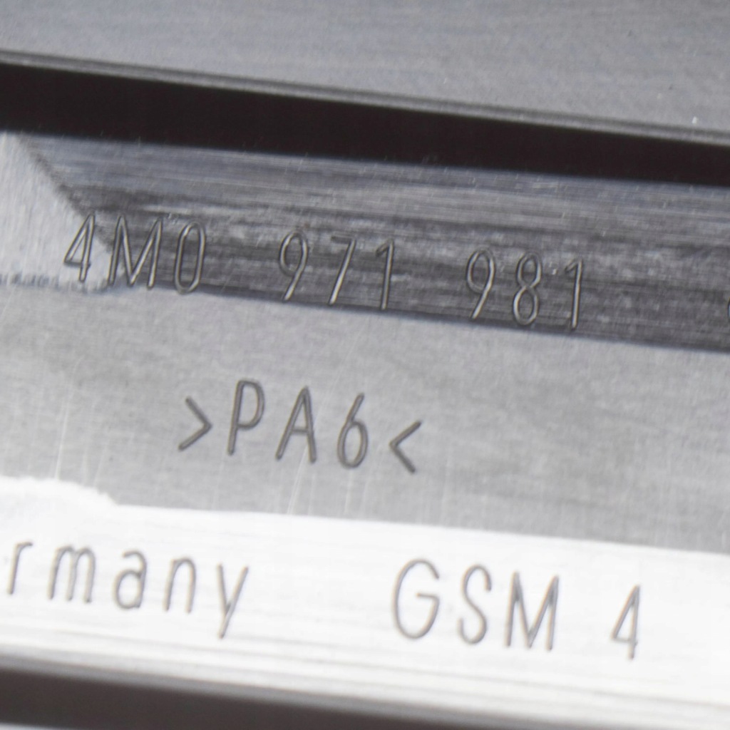 Audi a5 2017 другое запчасти салона автомобиля Недорого